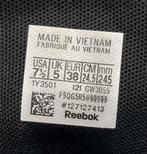 Load image into Gallery viewer, Reebok Womens Royal Techque T GW3055 Black White Lace-Up Sneaker Shoes Size 7.5
