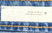 Load image into Gallery viewer, Zara Womens Blue Cotton Denim Light Wash Five-Pocket Design Mini Skirt Size XS
