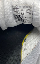 Load image into Gallery viewer, Adidas Boys VL Court 3.0 ID9155 White Black Leather Sneakers Shoes Size 1
