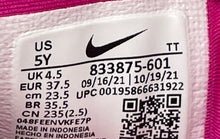Load image into Gallery viewer, Nike Kids Presto 833875-601 Pink Black Low Top Lace-Up Sneaker Shoes Size 5Y
