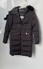 Load image into Gallery viewer, Massimo Dutti Womens Black Real Down Full-Zip Hooded Puffer Coat Jacket Size XS
