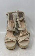 Load image into Gallery viewer, JLO Jennifer Lopez Womens Beige Block Heel Platform Espadrille Sandals Size 9M

