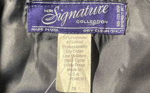 Load image into Gallery viewer, Signature Mens Blue Long Sleeve Single-Breasted Two-Button Blazer Size 18
