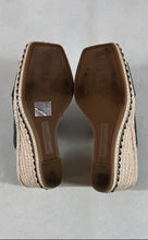 Load image into Gallery viewer, Karl Lagerfeld Womens Cree Black Wedge Heel Espadrille Mule Sandals Size 7 M
