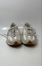 Load image into Gallery viewer, New Balance Womens 327 White Light Pink Low Top Lace-Up Sneaker Shoes Size 7
