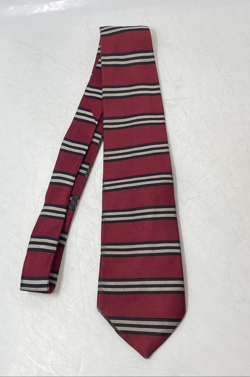Brooks Brothers Mens Makers Red Black And Beige Striped Silk Pointed Tie