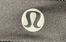 Load image into Gallery viewer, Lululemon Womens Black Elastic Waist Pocket Skinny Leg Cropped Leggings Size 4
