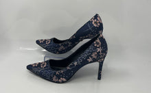 Load image into Gallery viewer, Charles David Womens Denise Blue Pink Floral Print Pump Heels Shoes Size 8
