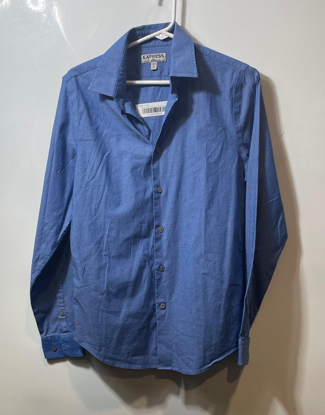 express mens dress shirts Express Mens Blue Printed Long Sleeve Spread Collar Fitted Dress Shirt –  The Goodwill Box