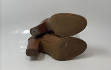 Load image into Gallery viewer, Michael Kors Womens Evaline Brown Leather Pull-On Chelsea Boots Size 9M
