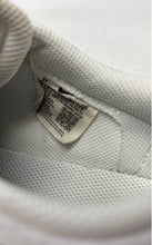 Load image into Gallery viewer, Nike Boys Blazer Low '77 Vintage DA4074-119 White Purple Sneaker Shoes Size 5Y
