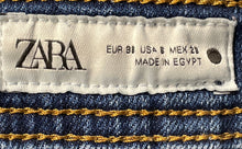 Load image into Gallery viewer, Zara Womens Blue Denim Frayed Hem Stretch Pockets Wide-Leg Jeans Size 6

