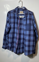 Load image into Gallery viewer, Vintage Italia Mens Blue Plaid Cotton Collared Button-Up Shirt Size Medium
