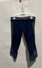 Load image into Gallery viewer, Lululemon Womens Blue Wunder Under Pull-On Activewear Cropped Leggings Size 8
