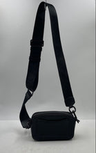 Load image into Gallery viewer, Authentic The Marc Jacobs Womens Snapshot Black Crossbody Bag Damaged Zipper
