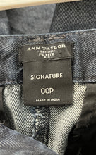 Load image into Gallery viewer, Ann Taylor Womens Blue Denim Regular Fit Signature Bootcut Leg Jeans Size 00P
