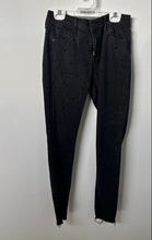 Load image into Gallery viewer, Old Navy Womens Black Denim Dark Wash Rockstar Ankle Skinny Leg Jeans Size 2

