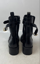Load image into Gallery viewer, Zara Womens 2153 Black Leather Round Toe Block Ankle Chelsea Boots Size 38
