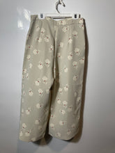 Load image into Gallery viewer, Zara Womens Gray Floral Print Side Zip Wide-Leg Cropped Pants Size Small
