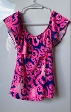 Load image into Gallery viewer, Lilly Pulitzer Womens Pink Printed Off-The-Shoulder Blouse Top Size XS

