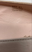 Load image into Gallery viewer, Avellini Womens Beige Leather Pointed Toe Slip-On Loafer Flats Size EUR 41

