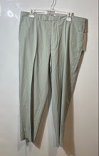 Load image into Gallery viewer, Perry Ellis Mens Green Flat Front Pockets Regular Fit Dress Pants Size 36 w/ Tag
