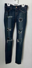 Load image into Gallery viewer, American Eagle Outfitters Womens Blue Denim Distressed Skinny-Leg Jeans Size 2
