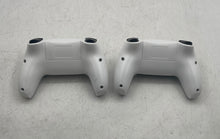 Load image into Gallery viewer, 2.4G Wireless Video Game Home Console With Double Rocher Controller Not Tested
