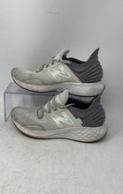 Load image into Gallery viewer, New Balance Womens Fresh Foam Roav Light Green Gray Sneaker Shoes Size 8.5
