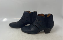 Load image into Gallery viewer, Aquatalia By Marvin K Womens Freida Black Leather Back Zip Ankle Boots Size 7
