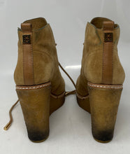 Load image into Gallery viewer, Authentic Tory Burch Womens Denise Brown Leather Wedge Heel Ankle Booties Sz 6M
