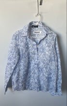 Load image into Gallery viewer, Zara Womens White Blue Floral Long Sleeve Regular Fit Button-Up Shirt Size M
