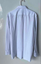 Load image into Gallery viewer, TMG Italy Mens White Collared Long Sleeve Dress Shirt Size 17.5
