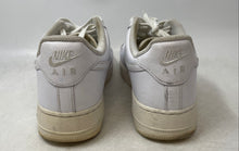 Load image into Gallery viewer, Nike Mens Air Force 1 '07 Low White Low Top Lace-Up Sneaker Shoes Size 9
