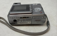 Load image into Gallery viewer, Kodak EasyShare C340 Gray Built-In Flash Point And Shoot Digital Camera Untested

