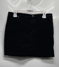 Load image into Gallery viewer, Forever 21 Womens Black Corduroy Stretch Pockets Mini Skirt Size Large
