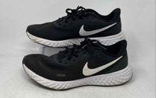 Load image into Gallery viewer, Nike Mens Revolution 5 Black White Lace-Up Sneakers Shoes Size 10.5
