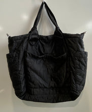 Load image into Gallery viewer, Authentic Marc By Marc Jacobs Womens Black Inner Pocket Medium Tote Handbag
