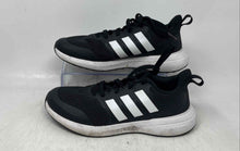 Load image into Gallery viewer, Adidas Boys Fortarun 2.0 Cloudfoam Black Lace-Up Low Top Running Shoes Size 5.5
