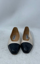 Load image into Gallery viewer, Beryol Paris Womens Beige And Black Round Toe Slip-On Ballet Flats Size 35
