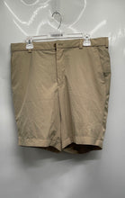 Load image into Gallery viewer, Brooks Brothers Mens Beige Flat Front Slash Pockets Casual Chino Shorts Size W34

