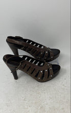 Load image into Gallery viewer, Unbranded Womens Brown Leather Cut-Out Studded Slingback Sandals Size 7
