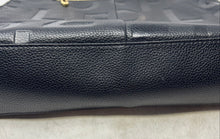 Load image into Gallery viewer, Monifen Womens Black Red Letter Embossed Inner Pockets Double Handle Tote Bag
