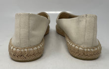 Load image into Gallery viewer, Authentic Tory Burch Womens Beige Slip-On Espadrilles Flats Size 8.5M Worn
