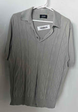 Load image into Gallery viewer, Garde Mens Gray Argyle Print Short Sleeve Knitted Polo Shirt Size Small

