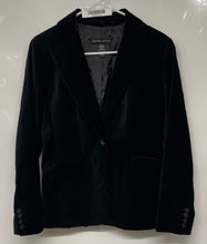 Load image into Gallery viewer, New York &amp; Company Womens Black Long Sleeve Peak Lapel One-Button Blazer Size 6
