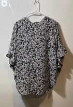Load image into Gallery viewer, Vince Camuto Womens Multicolor Long Sleeve Blouse Top Size Large
