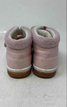 Load image into Gallery viewer, Apakowa Kids Pink Leather Hook And Loop Round Toe Ankle Snow Boots Size 24
