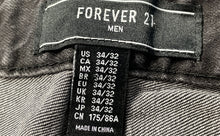 Load image into Gallery viewer, Forever 21 Mens Black Denim Dark Wash Button Front Skinny Leg Jeans Size 34/32
