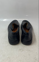 Load image into Gallery viewer, Nurse Mates Womens Meredith Black Round Toe Loafer Shoes Size 8
